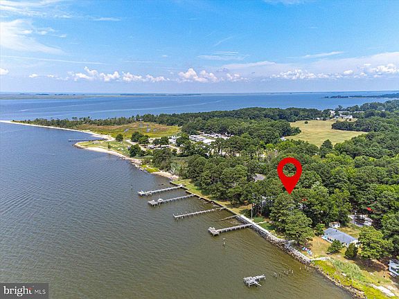 3rd image of 20361 Nanticoke Dr