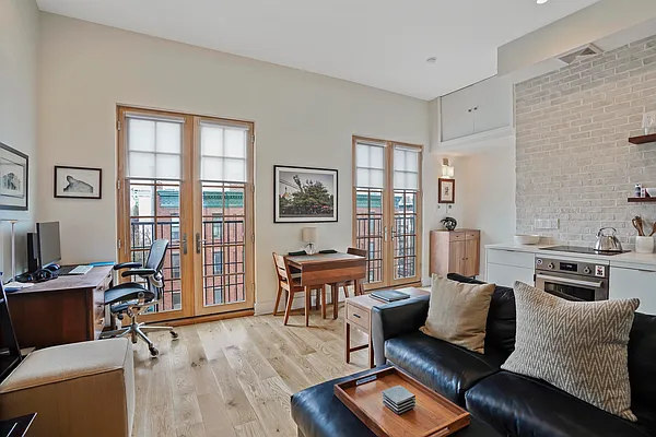 Sold by Daniel Gale Sotheby's International Realty | media 1