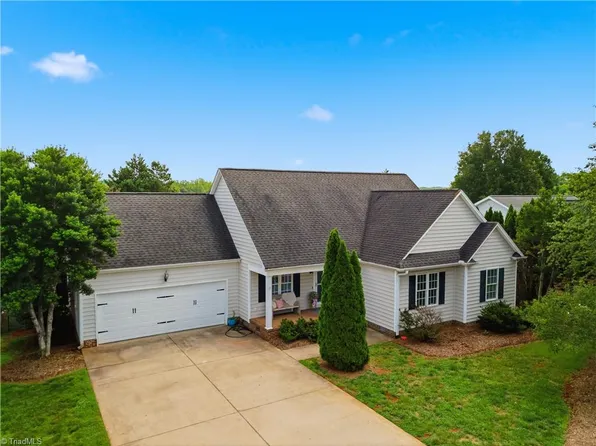 109 Cale Dr, Burlington, NC 27215