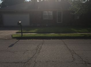 3520 Greenfield Dr, New Albany, IN 47150