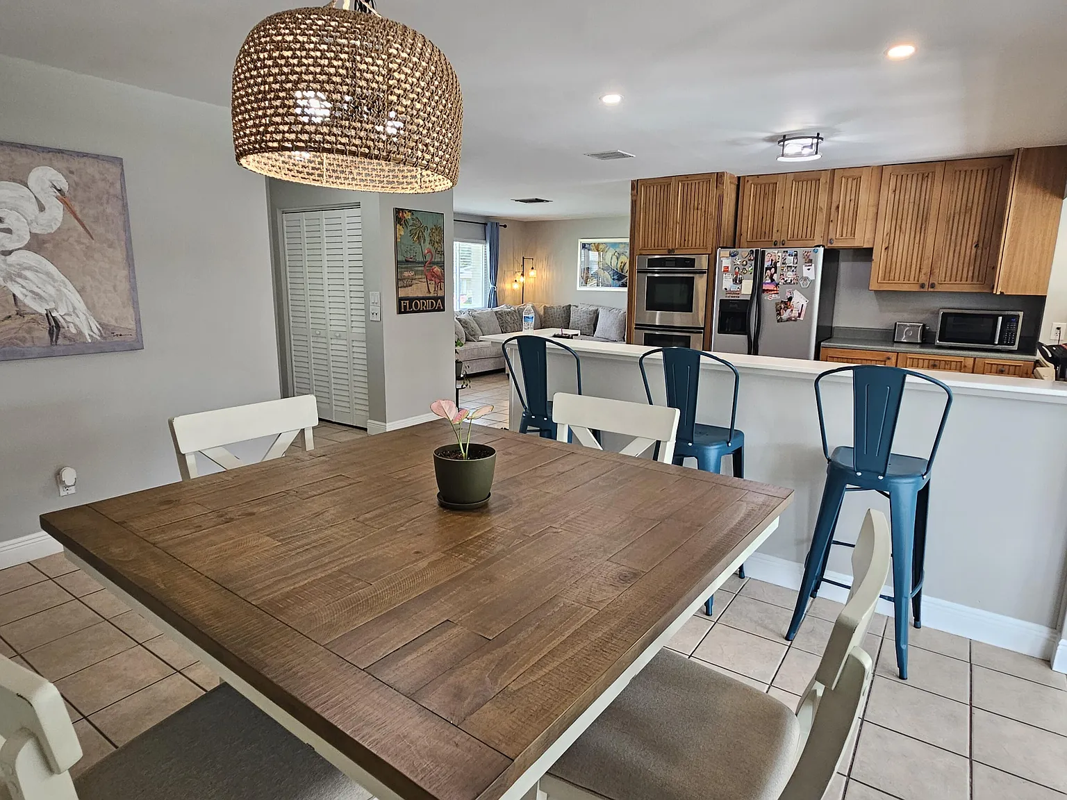 2 bed, 2.0 bath, 1348 sqft, $3,500 — Photo 4