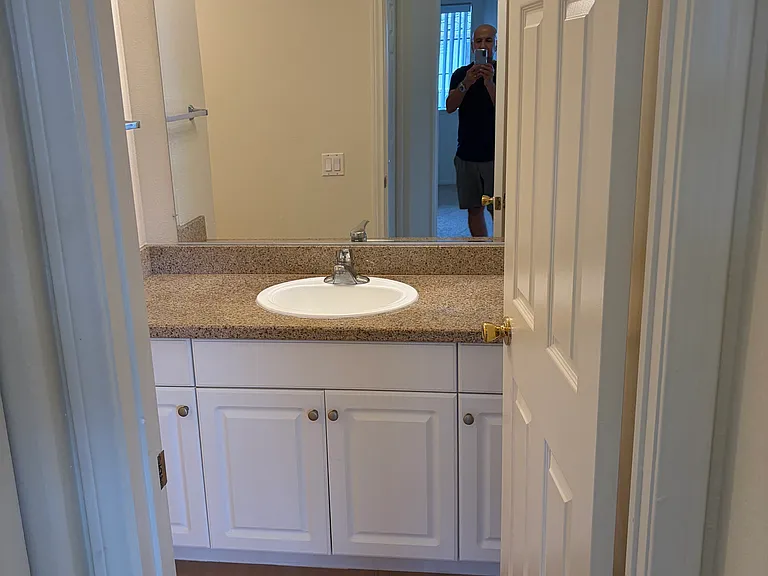 2nd bathroom
