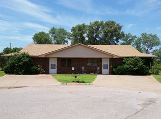 131 Hosanna Ave #131, Elk City, OK 73644