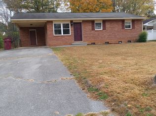 4106 Sanford Dr, Johnson City, TN 37601