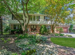 27 Darby Rd, East Brunswick, NJ 08816