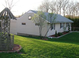 21 Tarinelli Cir, Bridgeport, CT 06606