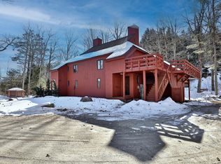 595 Main St, Chester, VT 05143