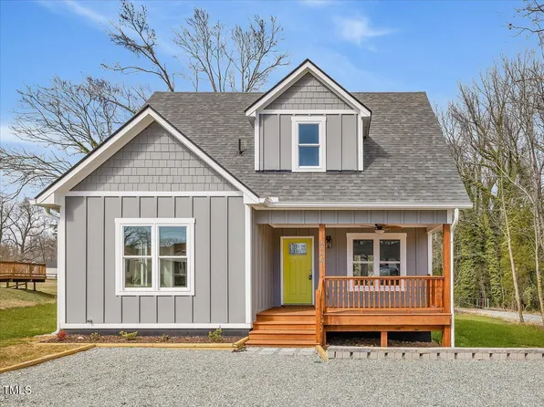 624 S 8th St, Mebane, NC 27302
