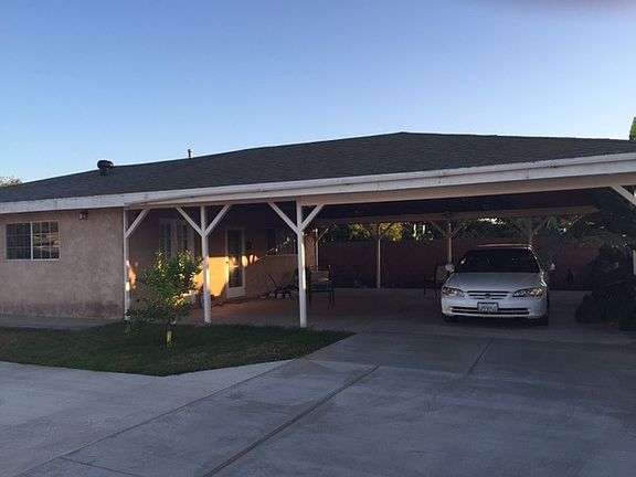 Front Entrance - Straight