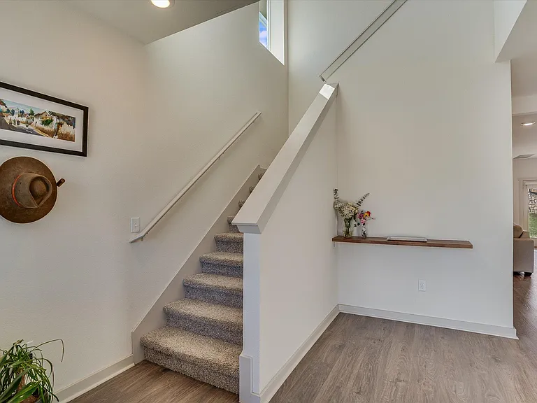 2405 Sisterdale Ln — Photo 13