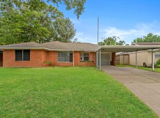 1027 Stonecrest Dr, Houston, TX 77018