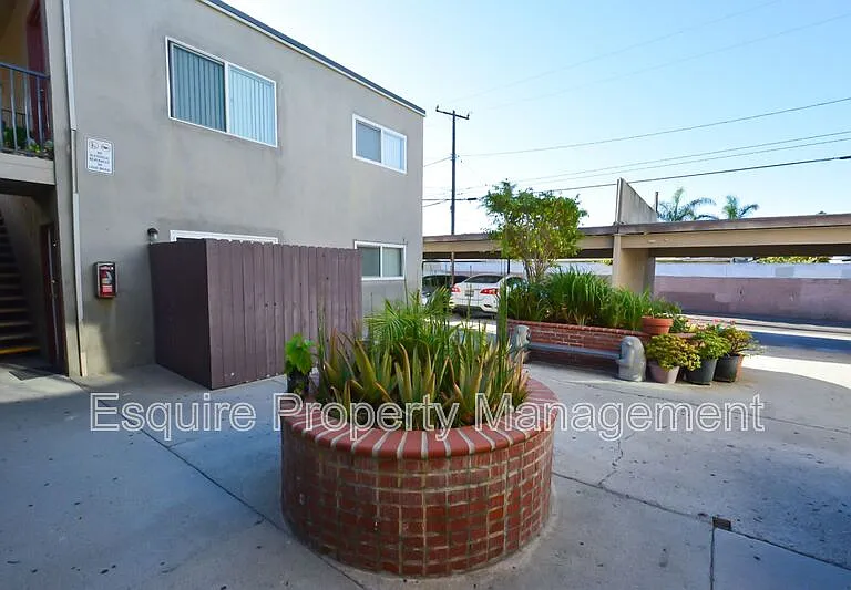 640 W Channel Islands Blvd #D11 — Photo 13