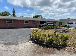 3040 Springfield Ln, Palm Springs, FL 33461