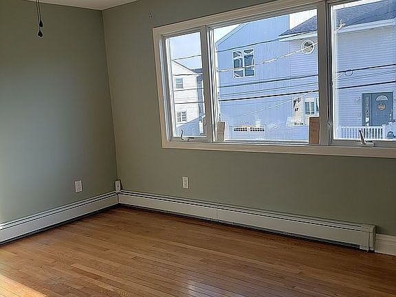 2nd image of 112 Beach Ave