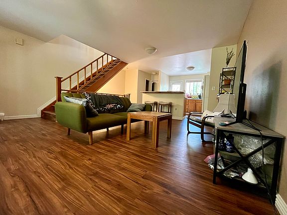 Main living room - Angle 2.