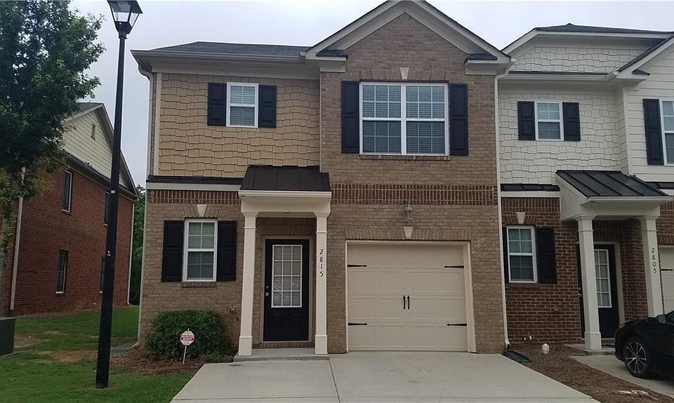 1st image of 2815 Greenbridge Dr