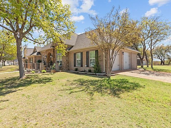 2nd image of 2149 Hedgestone