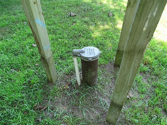 3rd image of N1380 810th Street