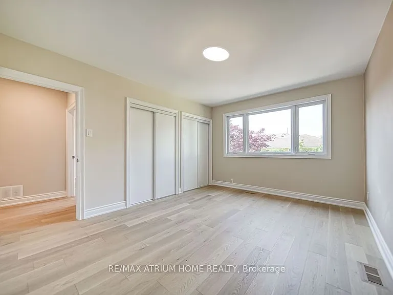 4 Palomino Cres — Photo 8