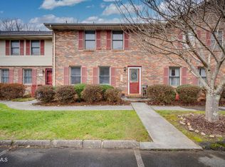 2015 Williamsburg Sq, JOHNSON CITY, TN 37604