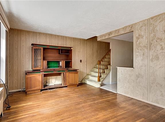 5th image of 751 Wilcox Ave