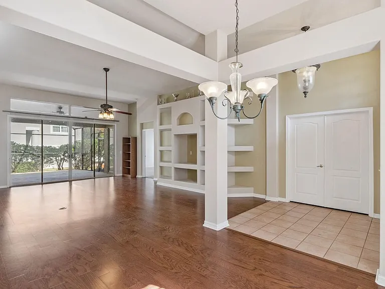 774 Lancer Cir — Photo 5