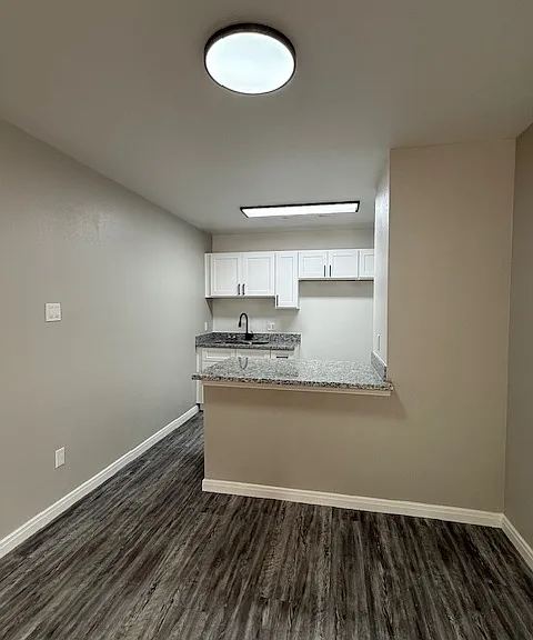 Woodvine Apartments — Photo 12
