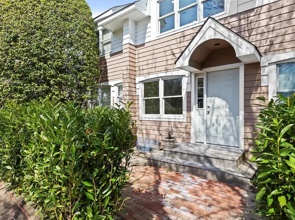 49 Canoe Place Rd 311, Hampton Bays, NY 11946