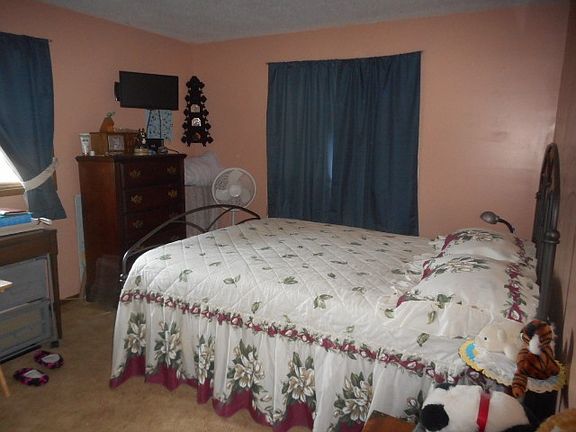5th image of 27 Martinwood Dr