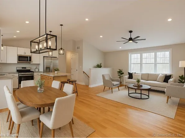 25 First Avenue, Enfield, CT 06082