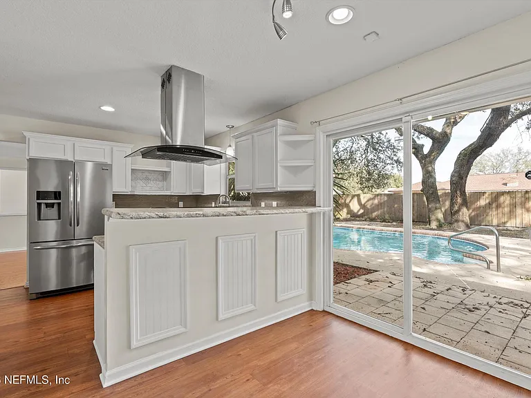 2619 Grafton Dr — Photo 6