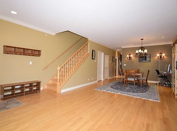 2nd image of 1247 S Plymouth Ct