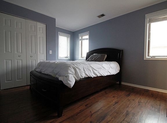 5th image of 4012 W 105th St APT 3A
