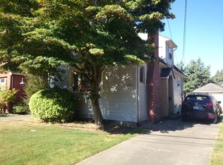 3243 38th Ave SW, Seattle, WA 98126