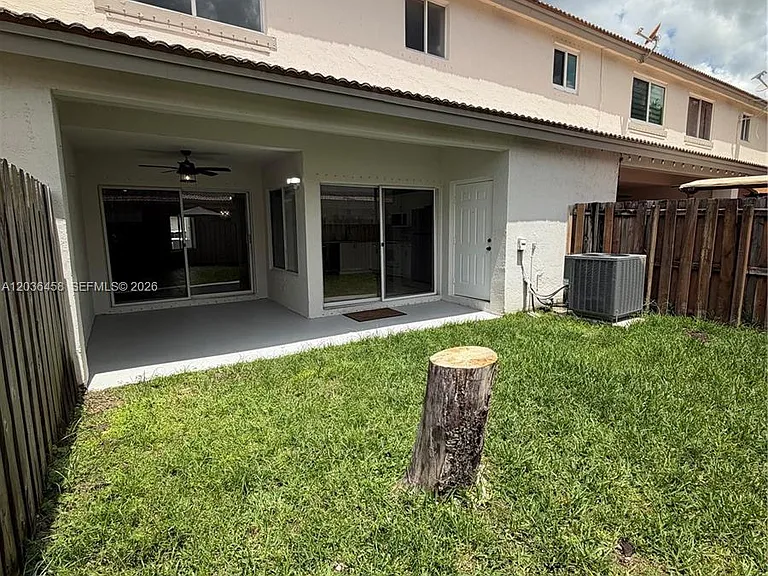 7455 SW 162nd Pl — Photo 5