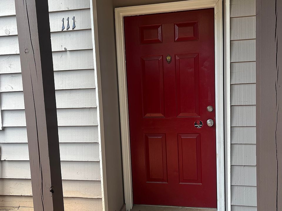 1st image of 2505 W Broad St APT 111