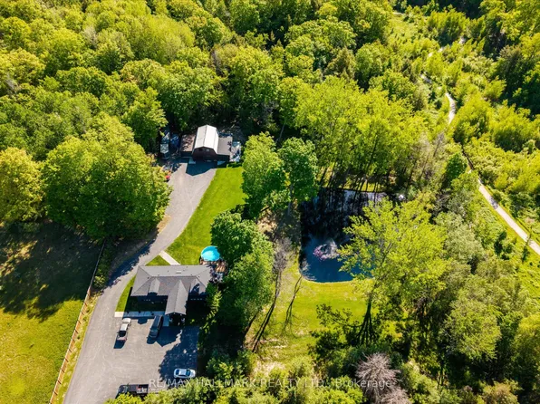 4375 Country Ln, Whitby, ON L1P 1Y6