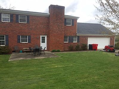 1st image of 105 Bradford Dr