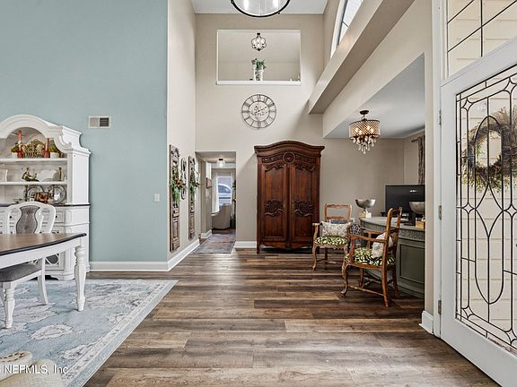 4th image of 2338 GLENFINNAN Drive