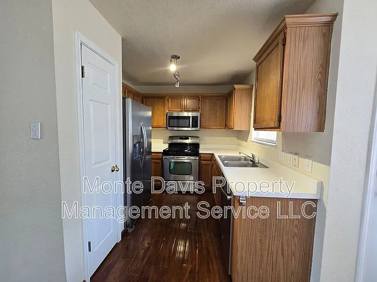 505 Shant St — Photo 3
