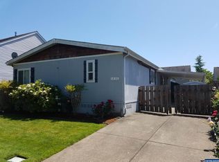 1221 SE Seaport Cir, Corvallis, OR