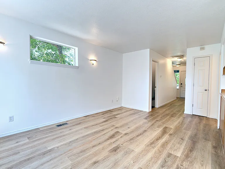 8807 N Tyndall Ave — Photo 41