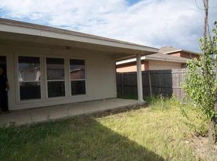 729 Pine Hollow Dr, Desoto, TX 75115