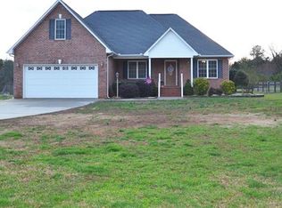1904 Shuford Rd, Lincolnton, NC 28092