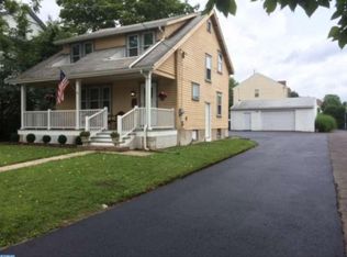 53 Park Ave, Chalfont, PA 18914