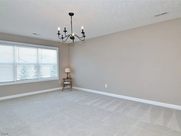 170 Larimar Dr — Photo 12