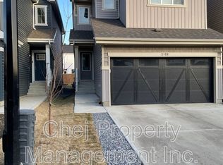 2121 209a St NW, Edmonton, AB T6M 3A3