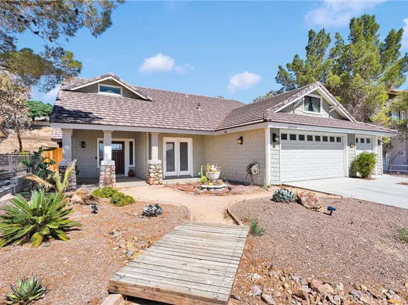 26534 Topsail Ln, Helendale, CA 92342
