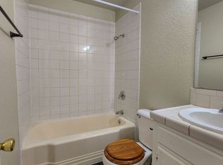 1002 Overland Ct, Shawnee, OK 74801