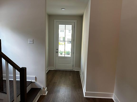 5th image of 2018 Florine Dr